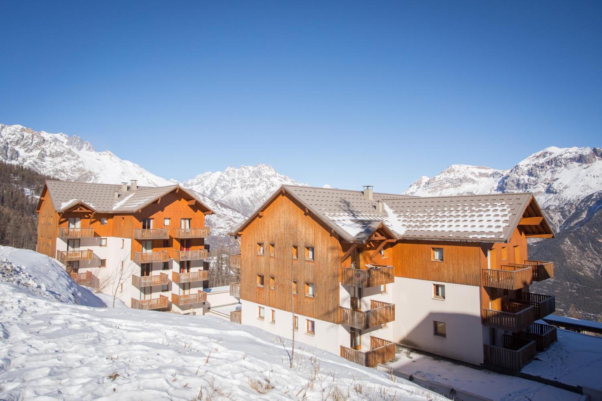 Les Gentianes By Actisource Aparthotel Puy-Saint-Vincent Exterior photo